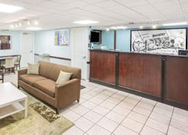 Super 8 by Wyndham Lithonia 3
