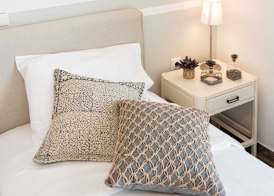 Hotel Oasis 4