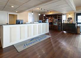 Howard Johnson Plaza by Wyndham Ocean City Oceanfront 3