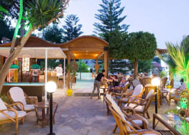 Paradise Hotel-Apartments 4