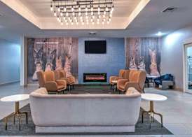 La Quinta Inn & Suites by Wyndham Decatur 4