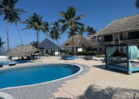 Zanzinite Beach Spa Hotel 2