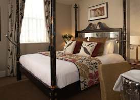 The Bull Hotel; Sure Hotel Collection by Best Western 5