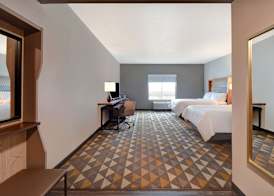 Holiday Inn ERIE by IHG 4