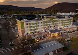 Hilton Garden Inn Corning Downtown, NY 2