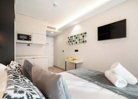 Dobo Madrid SB203 2