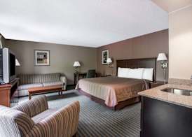 Days Inn by Wyndham Westminster 5