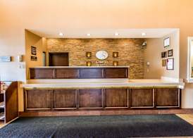 Comfort Suites Mattoon East 2
