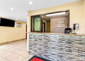 Econo Lodge Akron Copley Northwest 5
