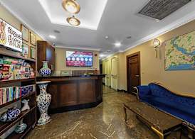 Aristocrat Hotel 3