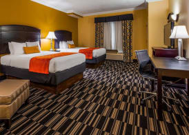Best Western Plus Barsana Hotel & Suites 5