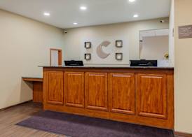 Comfort Suites Johnson Creek Conference Center 5
