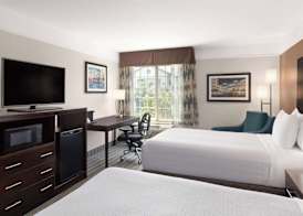 La Quinta by Wyndham Bakersfield North 5
