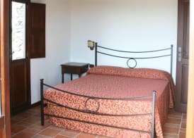 Il Borgo Della Marinella 4