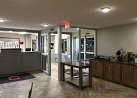 Super 8 by Wyndham Meridian 4