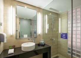 Holiday Inn Express Chengdu West Gate by IHG 4
