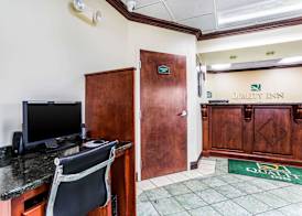Quality Inn Russellville 5
