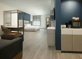 SpringHill Suites by Marriott Lindale Tyler 5