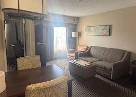 MainStay Suites 5