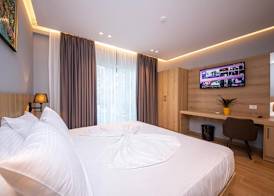 Azure Inn Hotel 5