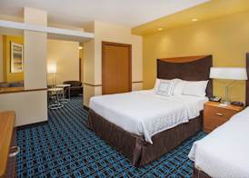 Fairfield Inn & Suites Kodak 4