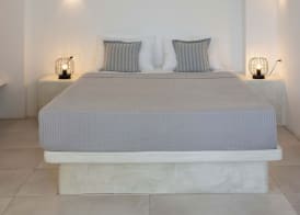 White Lily Suites & Lofts - Adults Only 16 Plus 4