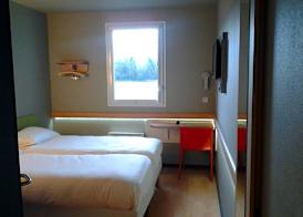 ibis budget Givet 4