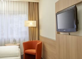 H+ Hotel Darmstadt 4