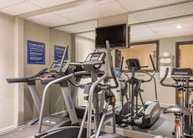 DAYS INN BY WYNDHAM GREENFIELD 5