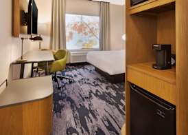 Fairfield by Marriott Inn & Suites Grand Rapids North 5