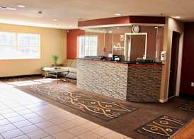HomeTown Inn & Suites 4