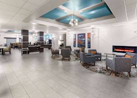 La Quinta by Wyndham Angleton 4