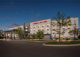 Hampton Inn & Suites Bolingbrook 3
