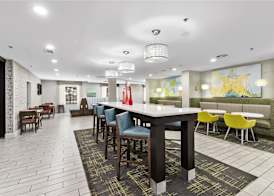 Hampton Inn Salem, VA 3