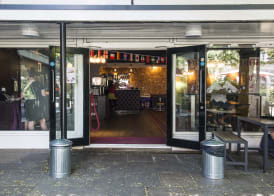 Safestay London Kensington Holland Park 3