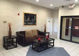 Super 8 by Wyndham Bastrop TX 4