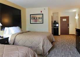 Quality Inn & Suites Greenville near downtown 5