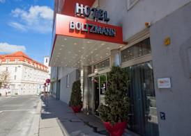Hotel Boltzmann 2