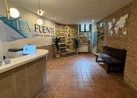 Hospedium Hotel La Fuente 4