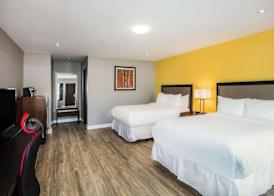 Ramada by Wyndham Jacksons Point 5