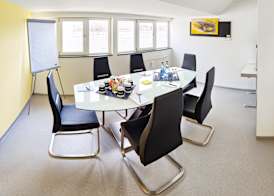 V8 Hotel Classic Motorworld Region Stuttgart 2