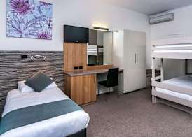 Comfort Inn Regal Park 5
