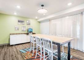 WoodSpring Suites Colton 3