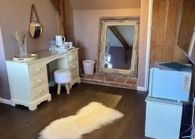 The White Horse Inn 4