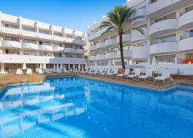 Palmanova Beach Apartments by TRH 4