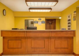 Days Inn by Wyndham Columbus Fairgrounds 2