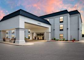 Hampton Inn Grand Rapids-North 5