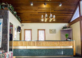Econo Lodge Inn & Suites Colonie Center Mall 4