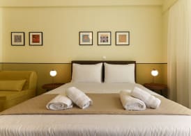 ATHENS STORIES 3
