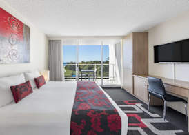 Ramada By Wyndham Marcoola Beach 5